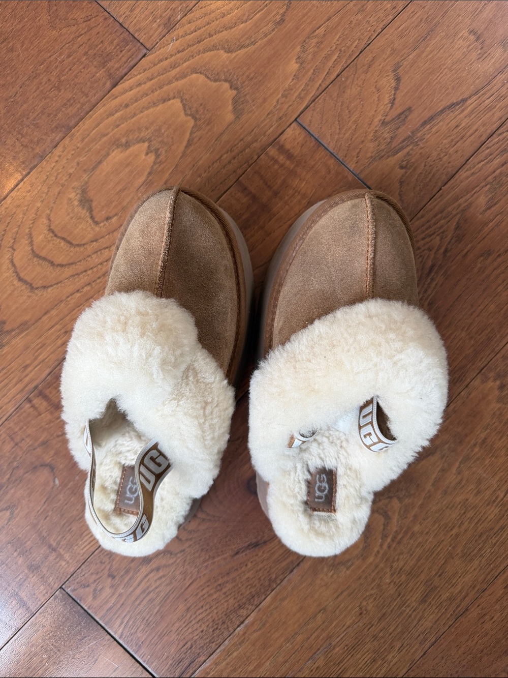 UGG Chestnut Suede Sheepskin Clog Slippers with Cream Lining